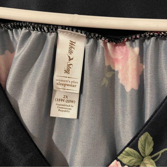 Vintage White Stag Navy Blue Floral Dress/MuuMuu Size 2X 18W-20W - Picture 2 of 8